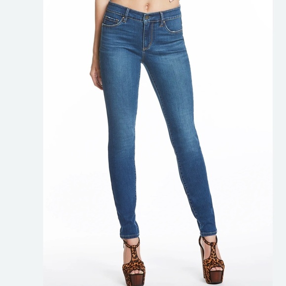 Kiss Me Skinny Jeans by Jessica Simpson Super Skinny Mid Rise Size 32 - Picture 1 of 8